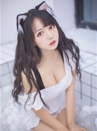 黑猫猫OvO NO.004 海洋球喵